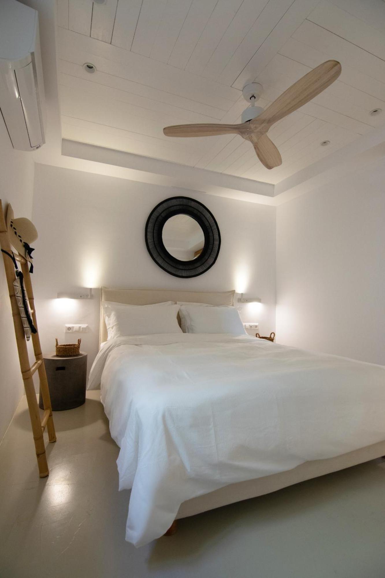 Dreamy 5 Bdr Antiparos Pool Villa Bagian luar foto